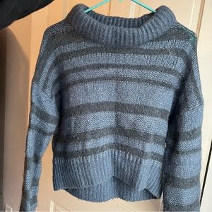Soft Everlane wool sweater